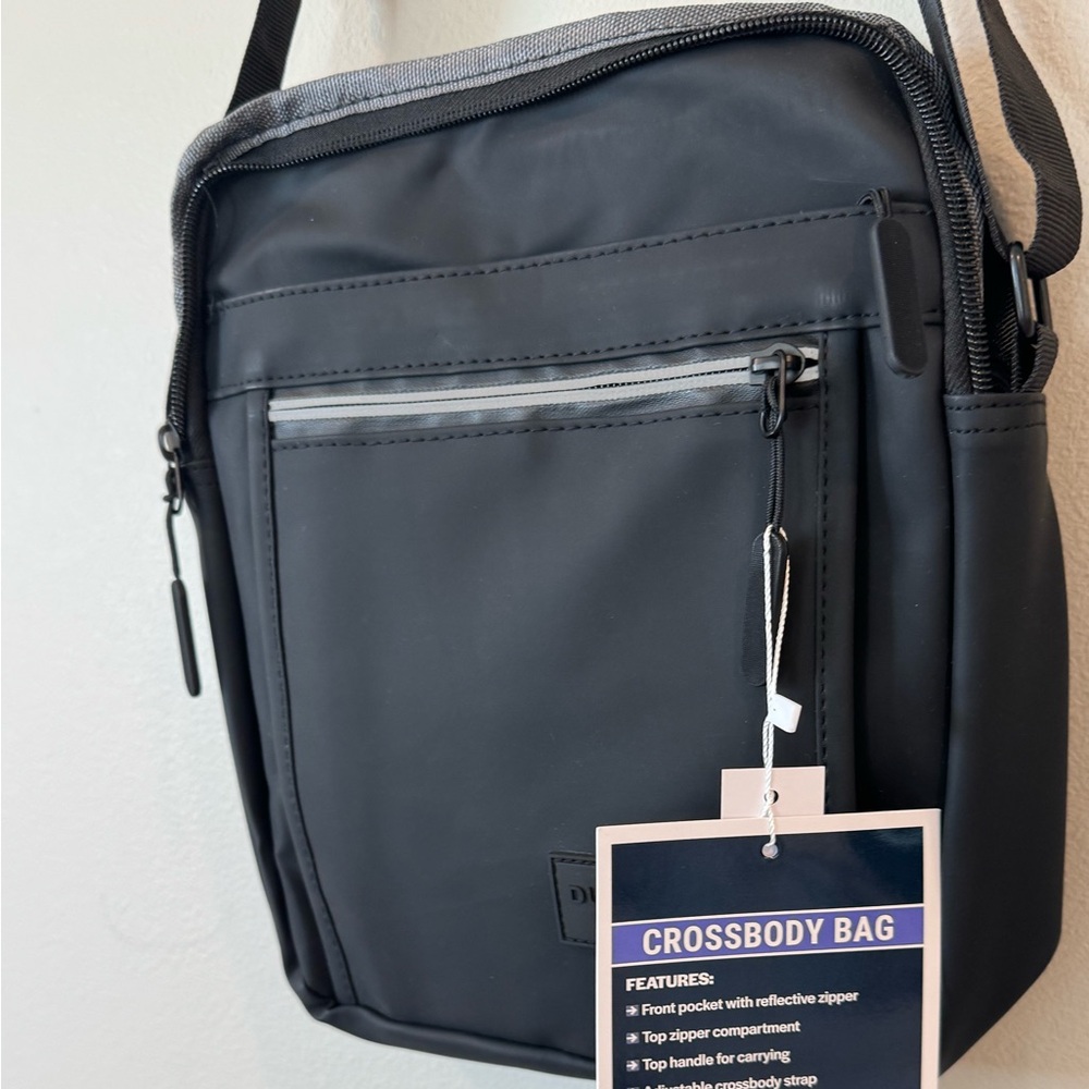Duchamp London Messenger Cross Body Bag Black Durable Nyln Reflective Zipper NEW